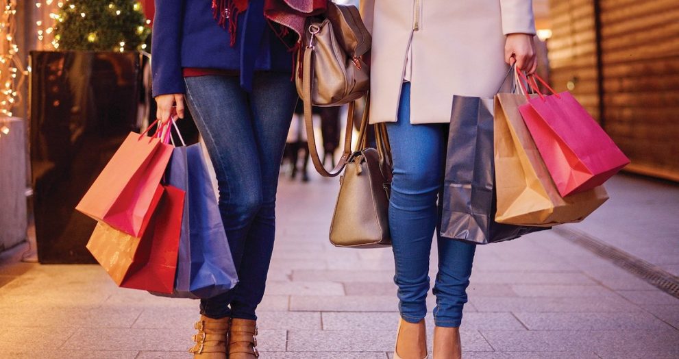 7 tips for holiday shopping this season